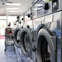 University Laundromat - Superior Wash and Fold Experience