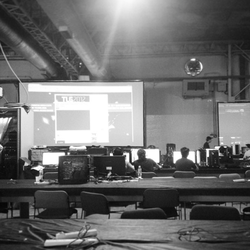 Centro Costa Salguero - Streaming de LAN de CS:GO en la TLG 2012, pabellón 4.