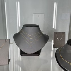 Lynn's Jewelry Studio