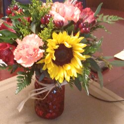 Dillons 72 - Flowers are fresh and beautiful!