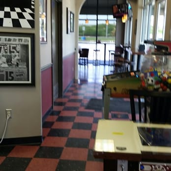 Tony's Big Cheese Pizza - Back to the dining area! - Pizza Near Me - Yakima, Washington