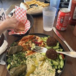 Veggie Platter - excellent! Daughter had the Chicken Sharma - excellent as well!