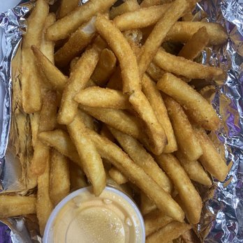 Mission Mahi! - Basket of fries with dipping sauce - Food Trucks Near Me - Allison Park, Pennsylvania