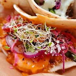 Bonjour Umami - Gobernador Tacos