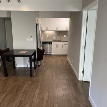 Parallel Apartments - Living to kitchen - Apartments Near Me - Sunnyvale, California