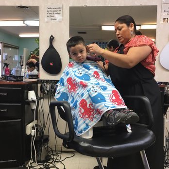 Estelar Barber Shop - Barbers Near Me - Beaverton, Oregon
