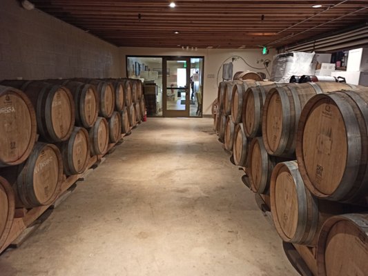 Attimo Wine by null