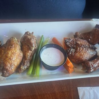 Antioch Taphouse - Chicken Wings (8) garlic Parmesan and BBQ - Burgers Near Me - Antioch, California