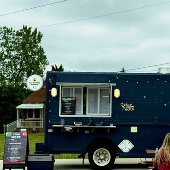 Go Thyme - Sunday vibes! Build your dream bowl, sip a free soda, and cool off with our mango lassi. All options? Yes, you can pick 'em all! - Food Trucks Near Me - Troy, Michigan Go Thyme - Sunday vibes! Build your dream bowl, sip a free soda, and cool off with our mango lassi. All options? Yes, you can pick 'em all! - Food Trucks Near Me - Troy, Michigan