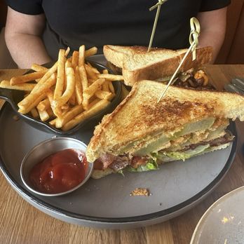 Greer Southern Table - BLT - Southern Near Me - Norwalk, Connecticut