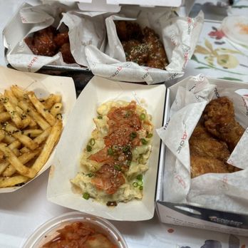 bb.q Chicken Kahala - Secret sauce wings, soy garlic wings, galbi wings, kimchi cheese mandoo, honey garlic fries, kimchi side - Chicken Wings Near Me - Honolulu, Hawaii