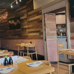 Teriyaki House - Inside