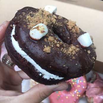 Doe Donuts - Donuts Near Me - Portland, Oregon Doe Donuts - Donuts Near Me - Portland, Oregon