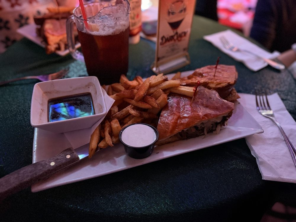 Urban MO's Bar & Grill — Hillcrest