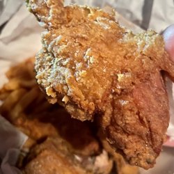 Captain Hook's of Roosevelt & Central - Legs and Thighs with Fries