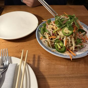 Little Sister - Vietnamese Near Me - El Segundo, California Little Sister - Vietnamese Near Me - El Segundo, California