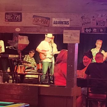 Riley's Tavern - The band that night - Music Venues Near Me - Hunter, Texas