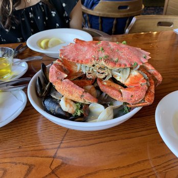 Moby Dick Restaurant - Steam Platter (rock crab, shrimp *amazing*, clams, mussels! - American Near Me - Santa Barbara, California Moby Dick Restaurant - Steam Platter (rock crab, shrimp *amazing*, clams, mussels! - American Near Me - Santa Barbara, California