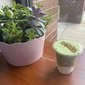 Cafe Diem - Pistachio matcha - Coffee & Tea Near Me - New York, New York