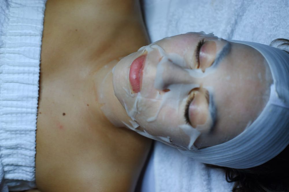 Lash & Wax, Spa Logo
