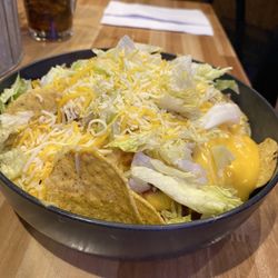 Shakers Sports Bar & Grill - Nachos Supreme