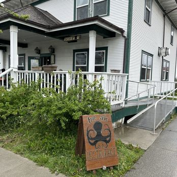 Beak Restaurant - Outside so you can find it. - Seafood Near Me - Sitka, Alaska Beak Restaurant - Outside so you can find it. - Seafood Near Me - Sitka, Alaska