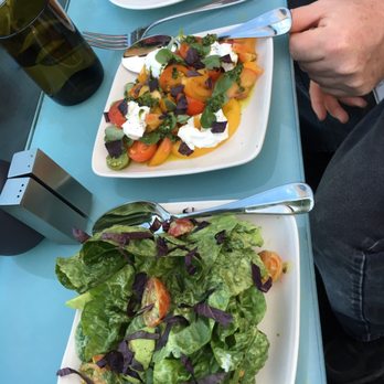 The Wine Bar - Heirloom tomatoes and side salad - Wine Bars Near Me - Hollywood, California