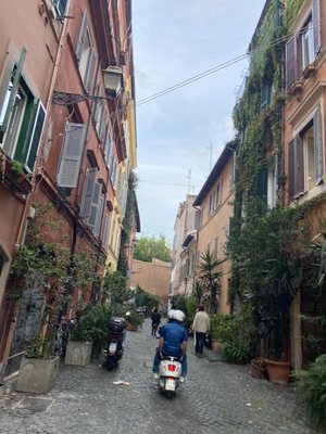 Scooteroma Tours - Private Vespa & Scooter tours of Rome by null