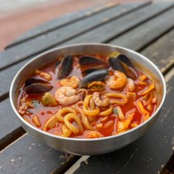 Narrow Street 512 - Spicy Seafood Udon (Jjamppong) - The best in town!