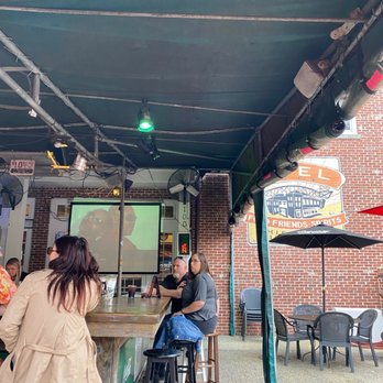 Reel Cafe - American Near Me - Wilmington, North Carolina