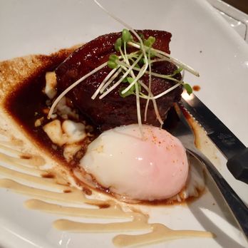 Haraheri - Beef brisket with poached egg - Japanese Near Me - Vancouver, British Columbia Haraheri - Beef brisket with poached egg - Japanese Near Me - Vancouver, British Columbia