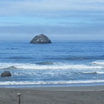 Clifford Kamph Memorial Park - Still a gorgeous beach! - Parks Near Me - Smith River, California
