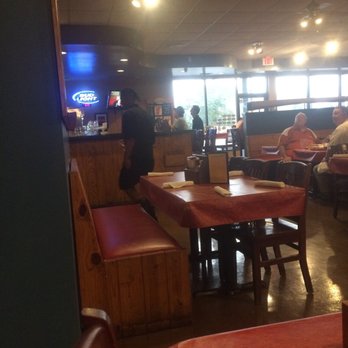 Hoover's Cooking - Not as busy as I expected 5:45 on Friday - Southern Near Me - Austin, Texas Hoover's Cooking - Not as busy as I expected 5:45 on Friday - Southern Near Me - Austin, Texas