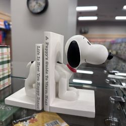 Dj's Hallmark Shop
