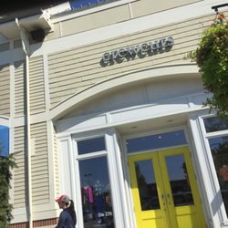 crewcuts - Crewcuts of Hingham -- Derby Street Shoppes : 94 Derby Street, Hingham Storefront