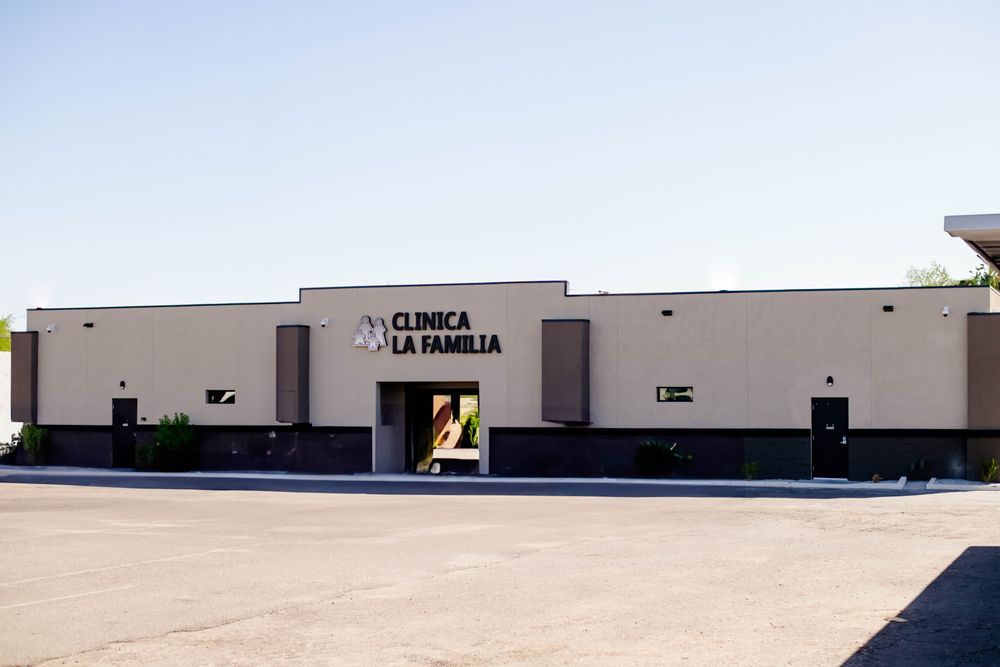 Clinica La Familia - patient advocate in Phoenix, AZ