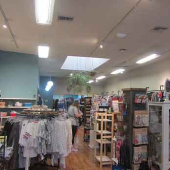 DeeLux - inside - Used, Vintage & Consignment Near Me - Claremont, California