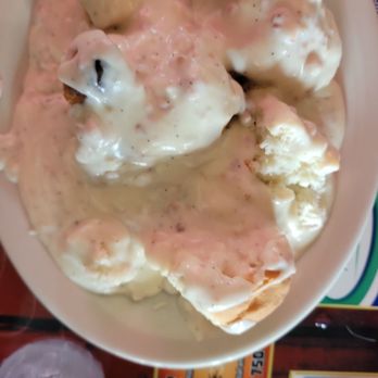 Crazy Ottos Empire Diner - Biscuits and gravy - Coffee & Tea Near Me - Herkimer, New York