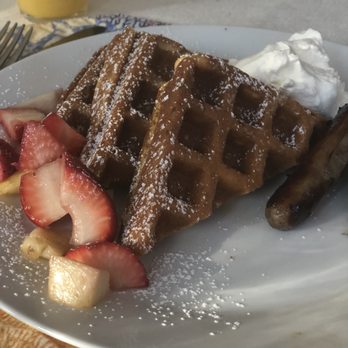 Scranton Seahorse Inn - Homemade waffles and fresh creme - Bed & Breakfast Near Me - Madison, Connecticut Scranton Seahorse Inn - Homemade waffles and fresh creme - Bed & Breakfast Near Me - Madison, Connecticut