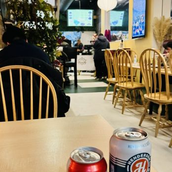 Saigon Lotus - Indoor Seating - Vietnamese Near Me - Toronto, Ontario