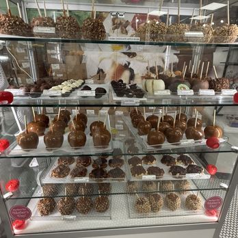 Kilwins Ice Cream - Chocolate - Fudge - Ice Cream & Frozen Yogurt Near Me - New Orleans, Louisiana Kilwins Ice Cream - Chocolate - Fudge - Ice Cream & Frozen Yogurt Near Me - New Orleans, Louisiana