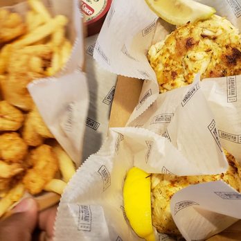 Pappas Crabcakes - Seafood Near Me - Oxon Hill, Maryland