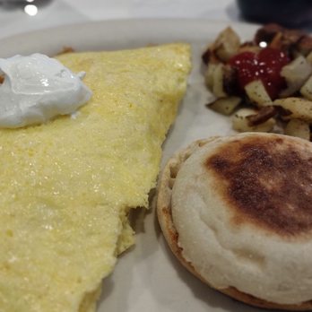 Awake - Chicken Avocado Omelette - Breakfast & Brunch Near Me - Dallas, Texas