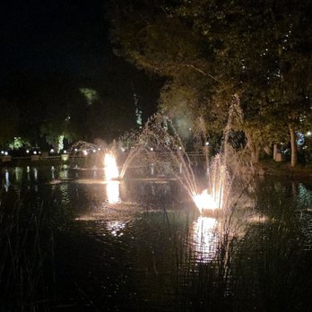 Vitagliano Winery - Pond at night - Wineries Near Me - Temecula, California Vitagliano Winery - Pond at night - Wineries Near Me - Temecula, California