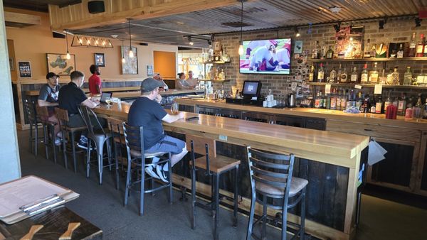 Waypoint Public House by null