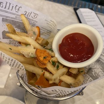 Chart House - Happy Hour Truffle Fries - Seafood Near Me - Las Vegas, Nevada Chart House - Happy Hour Truffle Fries - Seafood Near Me - Las Vegas, Nevada