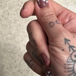 Star Nails And Spa - Only $13 for both thumbs and ring fingers decorated/ hand painted flower art by Chau!! Thank you !