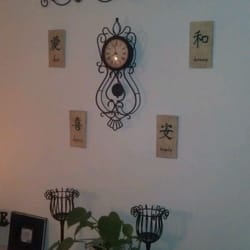 Family Dynamic Health & Wellness - Wall in the waiting area which captures the peaceful spirit of the office