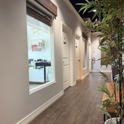 Salons By JC - Inside