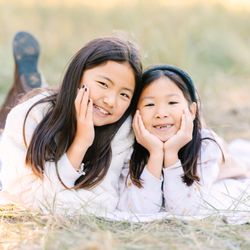 Jessica Heuer Photography - Sister portraits